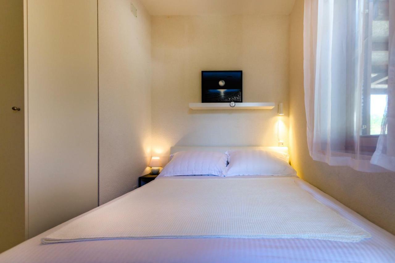 Apartman Jezevac Krk Town Buitenkant foto